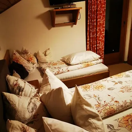 Bed & Breakfast Giessauf 2*